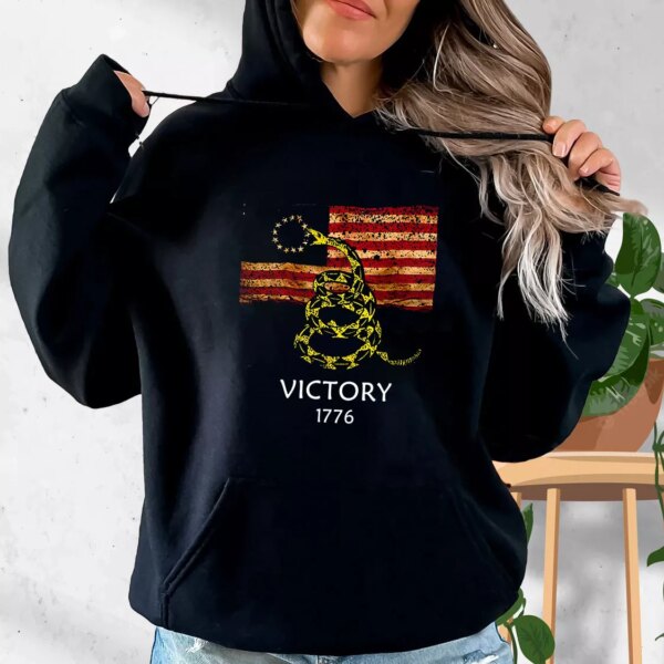 Betsy Ross Flag American Victory 1776 Old Hoodie Veterans Day