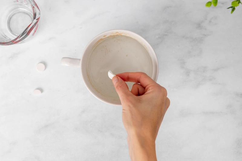 How To Get Coffee Stains Out Of Mugs: A Comprehensive Guide 4 How To Get Coffee Stains Out Of Mugs