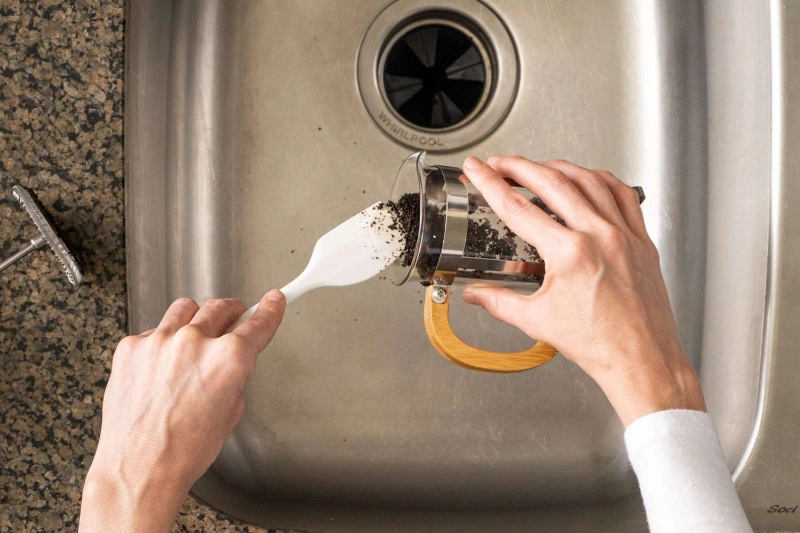 How to Clean a Classic Coffee Pot? A Step-by-Step Guide 4 How to clean a classic coffee pot?