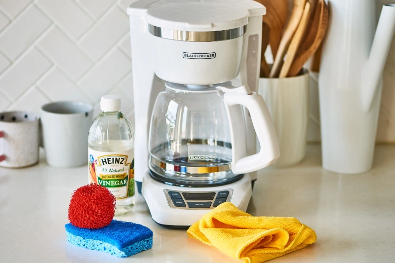 How To Clean A Coffee Carafe: Ensuring Your Brew Is Always Fresh 10 How to clean a coffee carafe?
