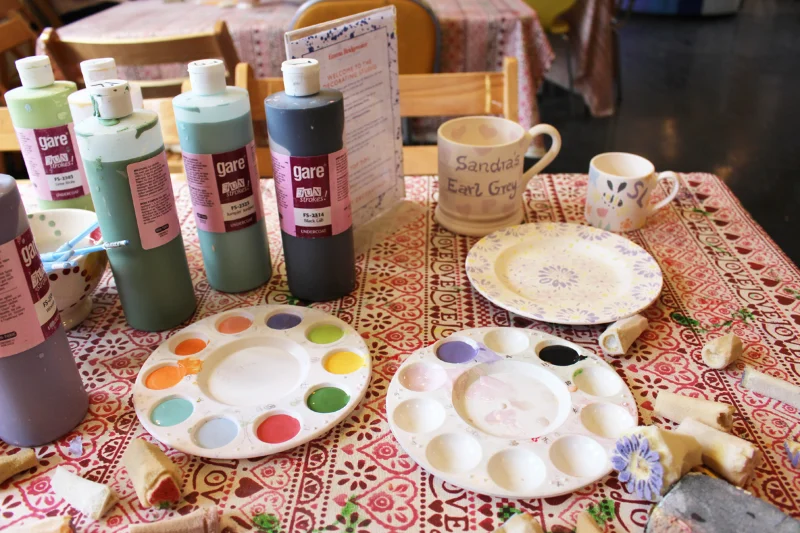 Mug Decorating Made Easy: A Step-By-Step DIY Guide 2 Mug Decorating Made Easy: A Step-By-Step DIY Guide