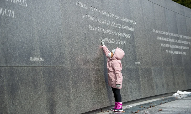 200+ Memorial Quotes: Honoring the Departed with Heartfelt Words 15 memorial quotes