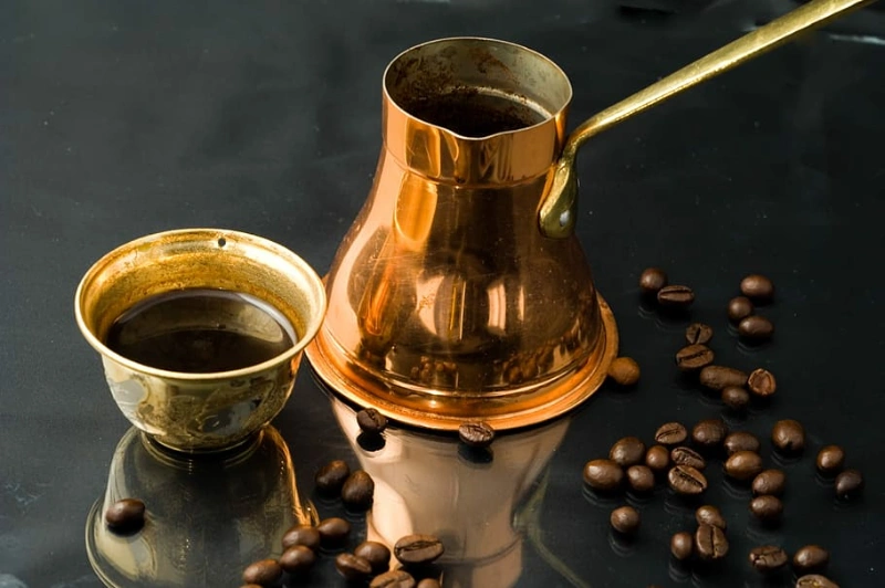 A Deep Dive Into Coffee Cups - History, Types, Materials And Usages 2 Coffee cups - History, Types, Materials and Usages