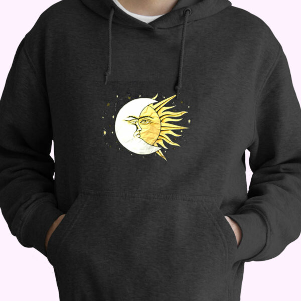 Vintage90s Sun And Moon Essential Hoodie