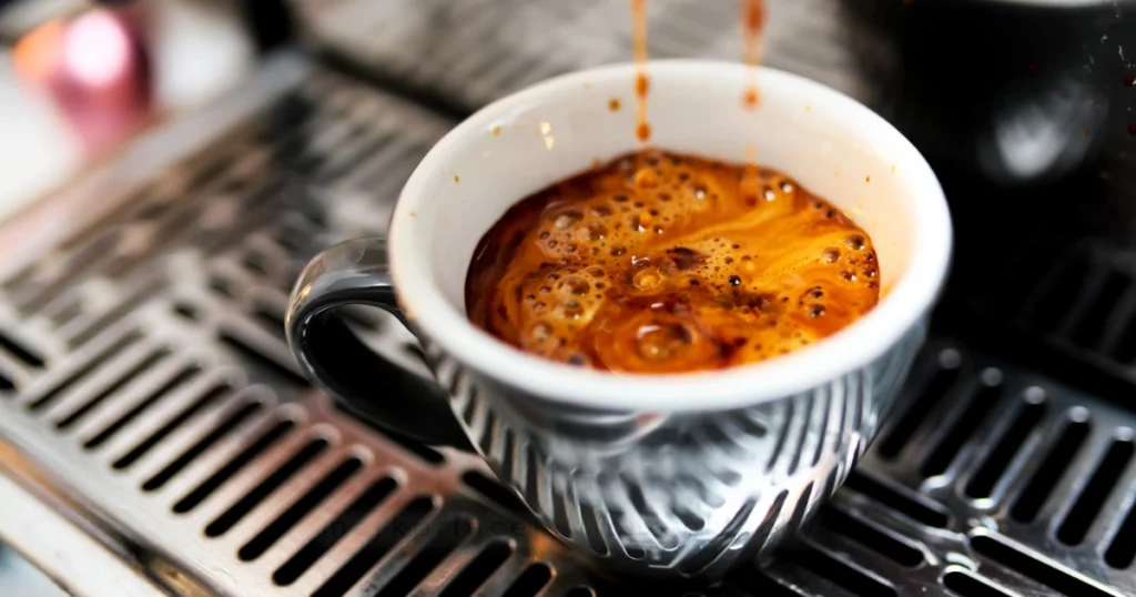 Coffee cups - History, Types, Materials and Usages