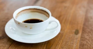 How to Cleans Coffee and Tea Stains from Mugs