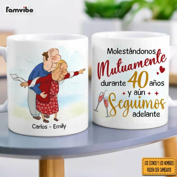 Personalized Spanish Molestandonos Mutuamente Durante Mug