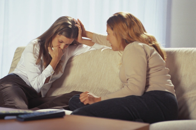 What To Say To A Friend Who Lost Her Husband: Words To Show Love And Support 8 what to say to a friend who lost her husband