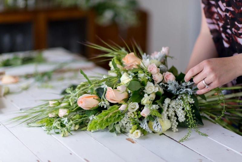 Heartfelt Messages: Short Verses for Funeral Flower Cards 3 short verses for funeral flower cards