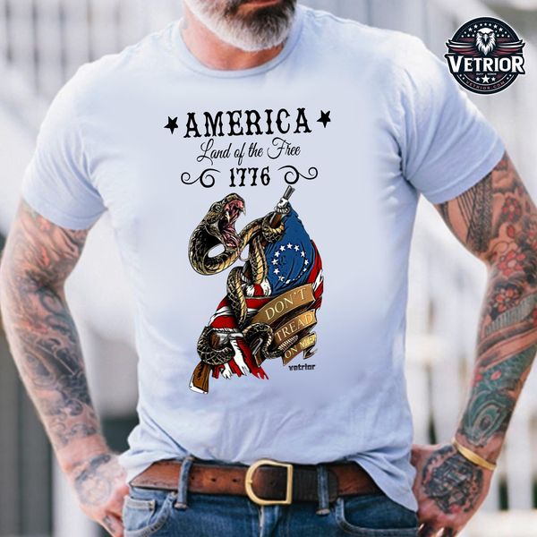 America land of the free 1776 don't tread on me America land of the free 1776 don't tread on me