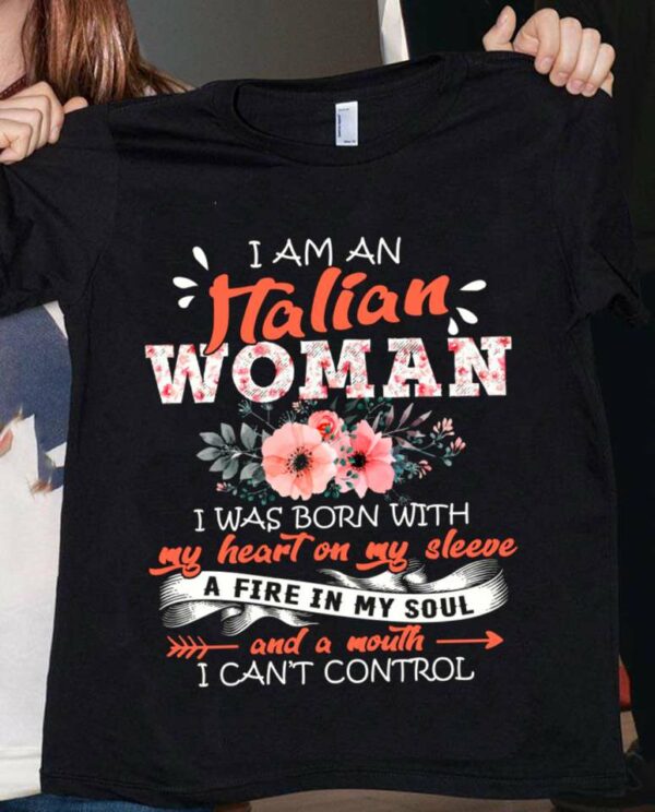 I am an Italian woman – Woman born in Italia, Italian person