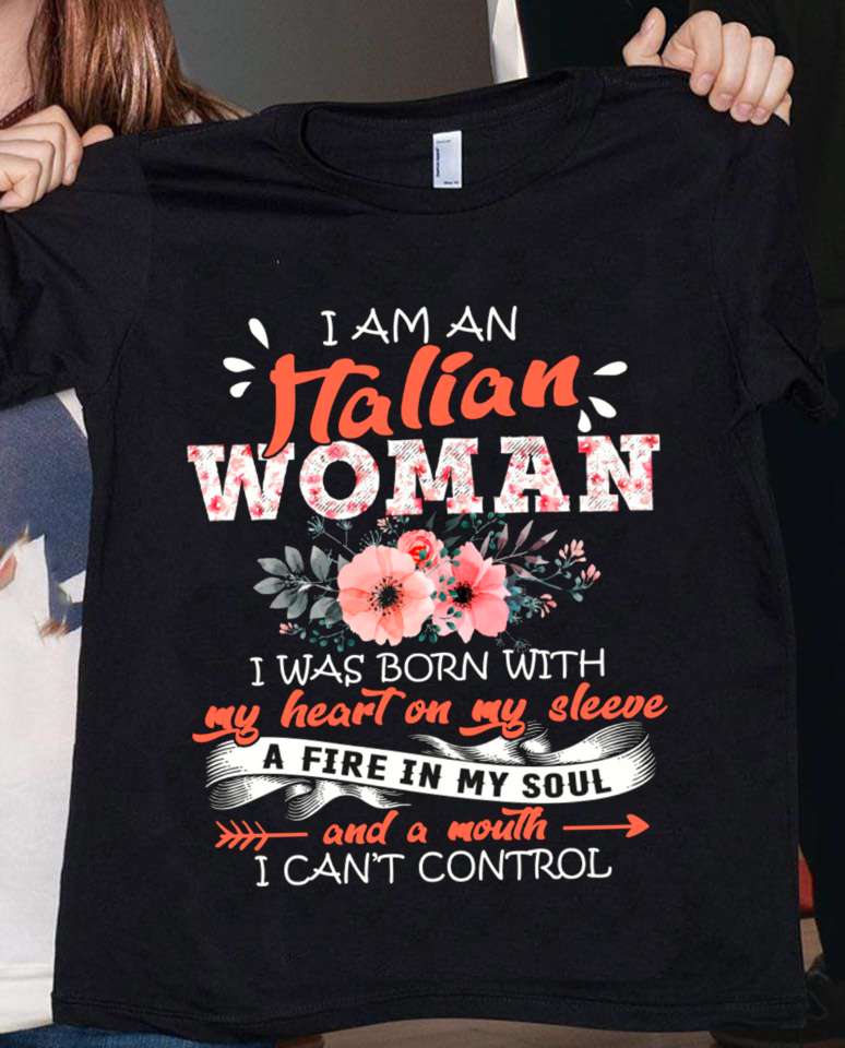 I am an Italian woman - Woman born in Italia, Italian person I am an Italian woman - Woman born in Italia, Italian person