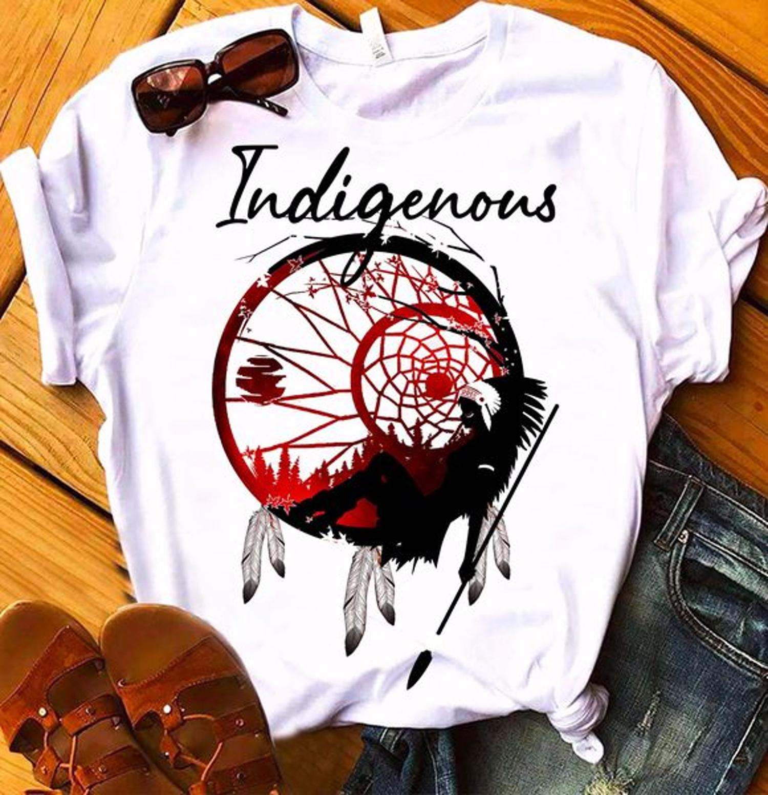 Indegenous woman - Native American, Native American woman Indegenous woman - Native American, Native American woman