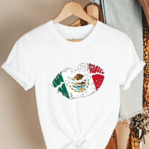 Mexico flag – Mexican woman lip
