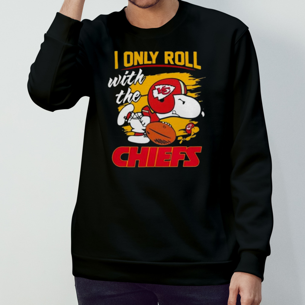 Snoopy And Woodstock I Only Roll With The Kansas City 2023 T-shirt Snoopy And Woodstock I Only Roll With The Kansas City 2023 T-shirt