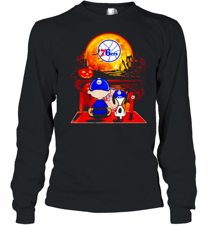 Snoopy and Charlie Brown Philadelphia 76ers happy Halloween shirt Snoopy and Charlie Brown Philadelphia 76ers happy Halloween shirt