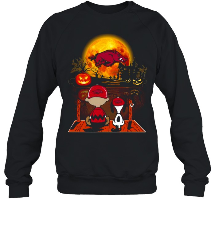 Snoopy and Charlie Brown Pumpkin Arkansas Razorbacks Halloween Moon shirt Snoopy and Charlie Brown Pumpkin Arkansas Razorbacks Halloween Moon shirt